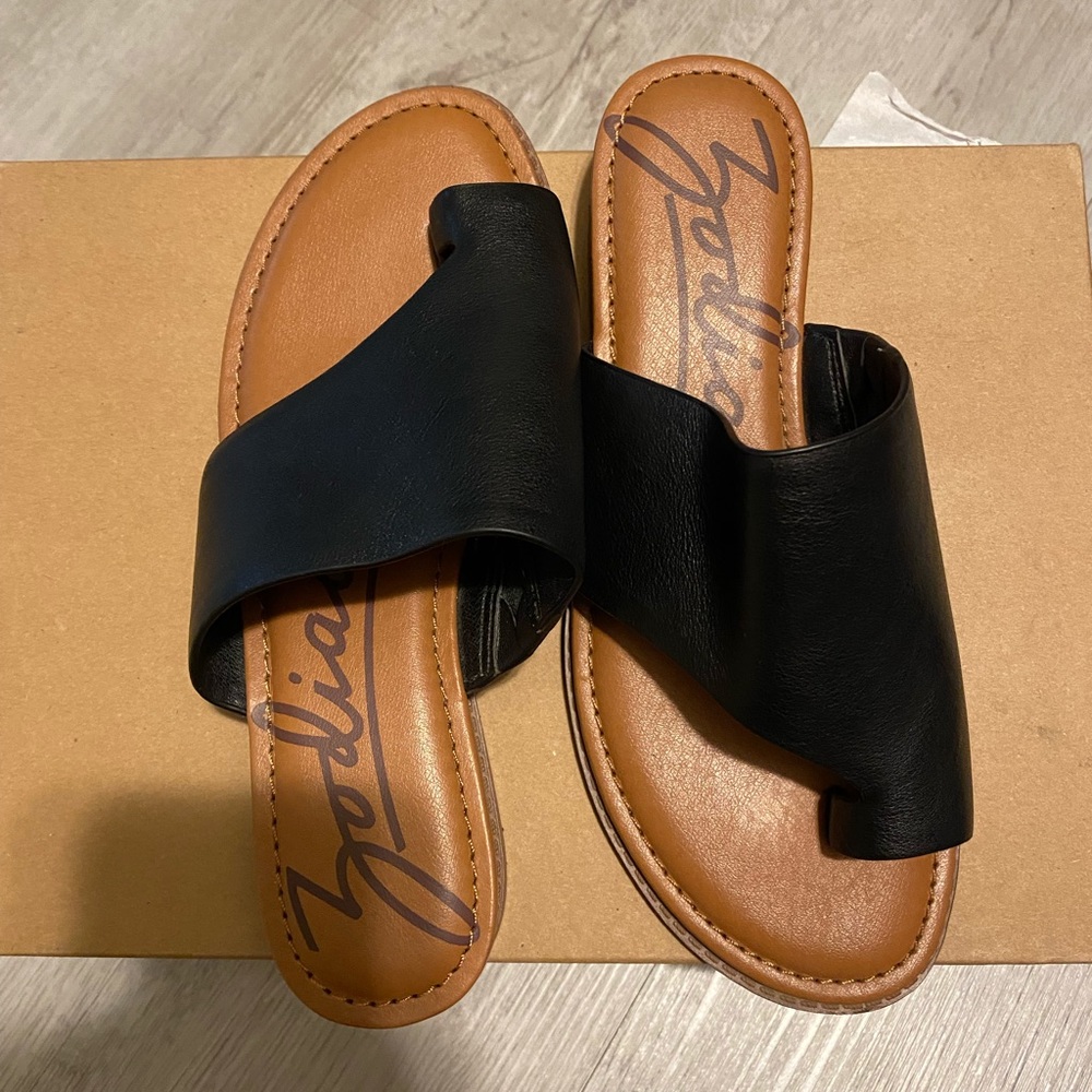 Zodiac "Giada" Slide Sandals - color in black